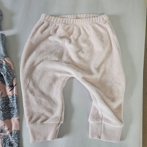 Set of‎ 3 Carter's Bear Butt Pants Pink Gray Flower Pants & Hat Baby Girl 6M - Picture 5 of 8